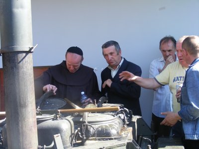 j 115.jpg