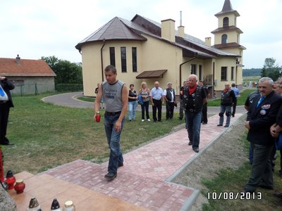 106.JPG