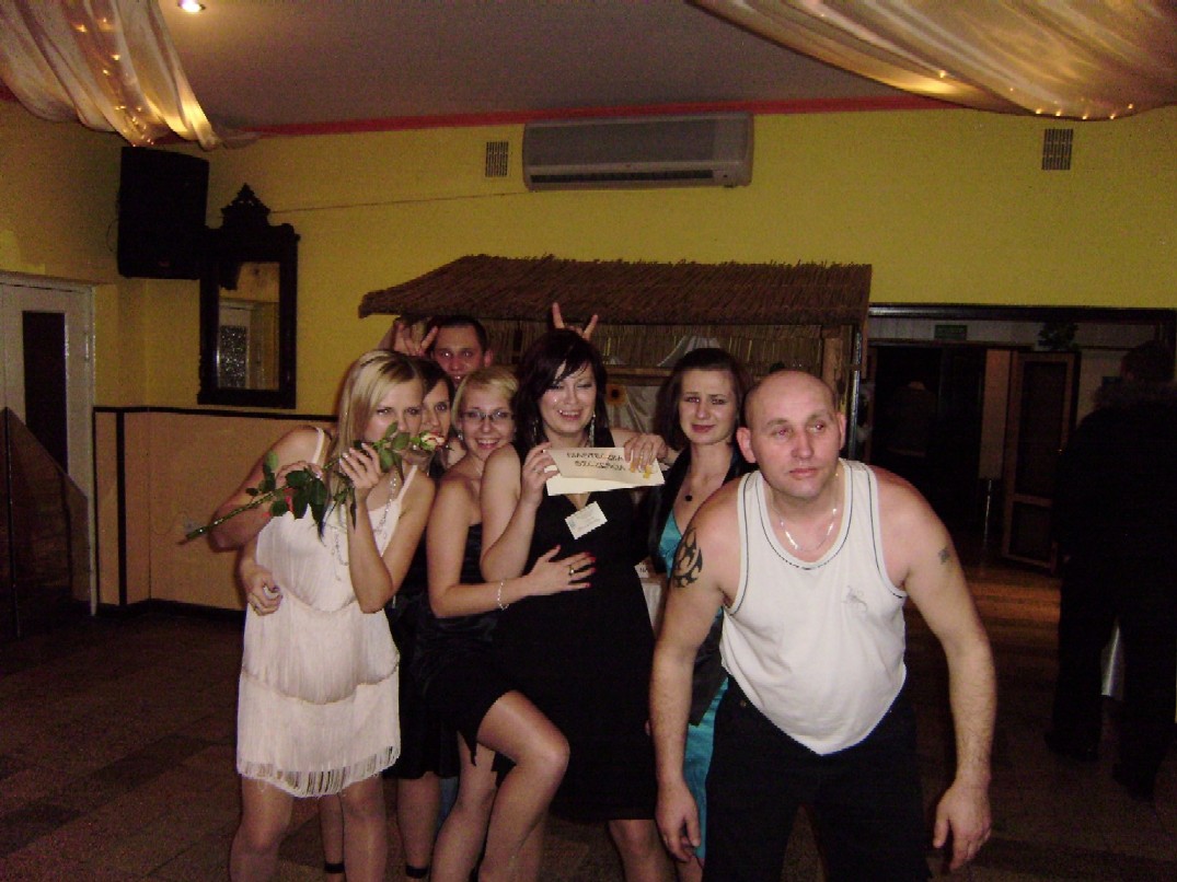 a to załącznik na potwierdzenie dobrej zabawy;-)<br />pozostałe zdjęcia nie nadają się na forum publiczne dla dobra wszystkich związków;-)<br /><br />ale na maila możemy wysłać;-)