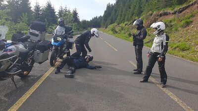 Tu musiałem Rafałowi zwrócić uwagę by nie brykał za bardzo na zakrętach. Są niebezpieczne